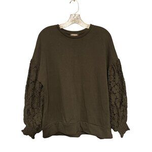 Express Pullover With Lace Balloon Sleeves M